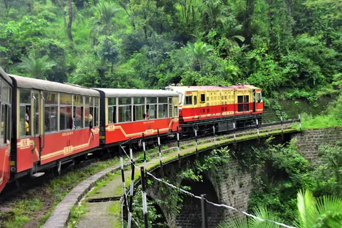 カールカー=シムラー鉄道 / インド