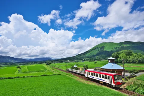 Sommerhimmel und Reisfelder, Kumamoto