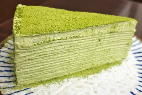 Matcha-Crêpe-Torte