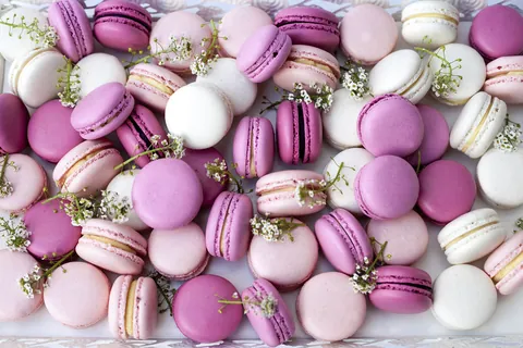 ピンクのマカロン