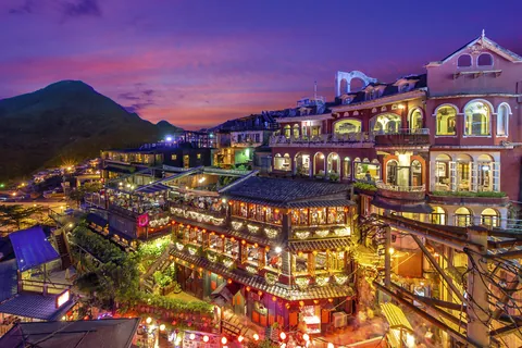 輝く夜の絶景